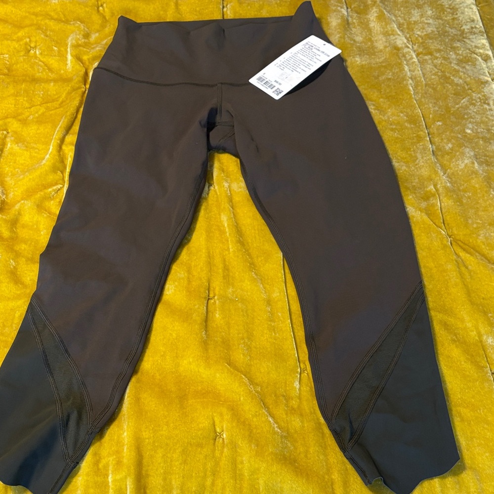 Wunder Under HR Crop 23" Leggings Green size 8 New With Tags Luxtreme
